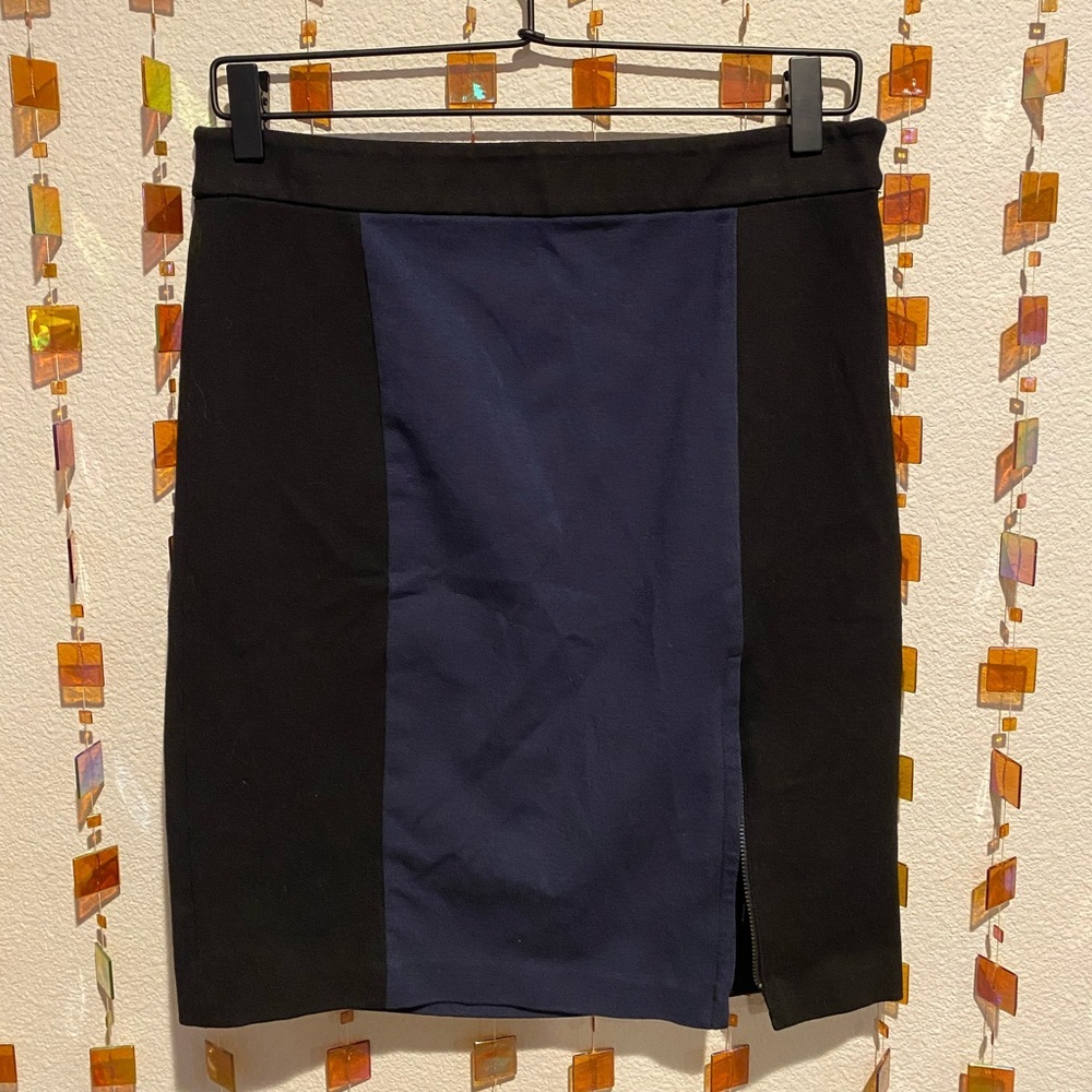 DKNYC Stretch Pencil Skirt